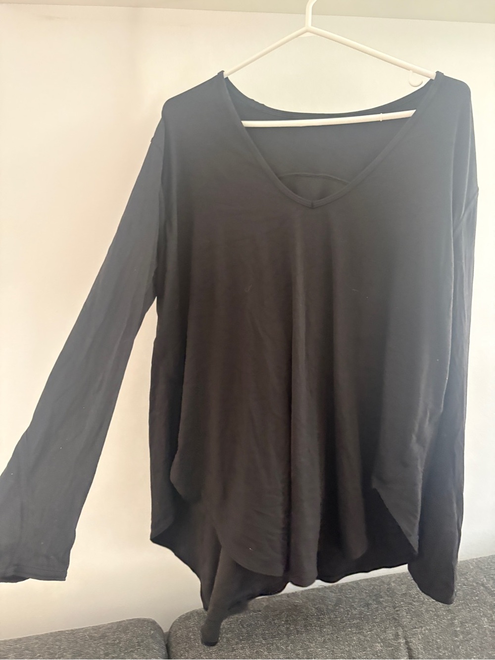 Lululemon Black V-Neck Long Sleeve Women’s Top